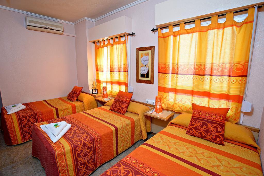 Hostal Carrizo Эльда Экстерьер фото