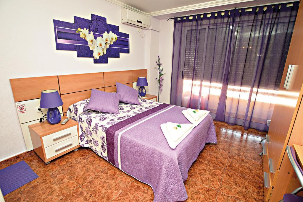 Hostal Carrizo Эльда Экстерьер фото